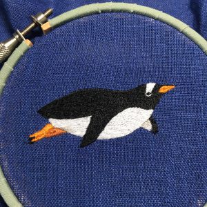 ジェンツーペンギンの刺繍が完成した時の画像