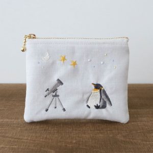 刺繍ポーチ『ペンギンの天体観測』