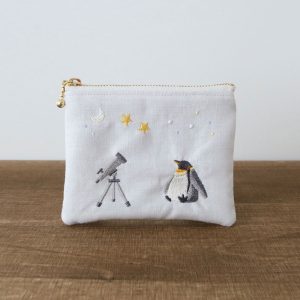 機械刺繍ポーチ『ペンギンの天体観測』